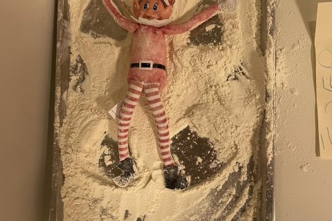 Valsárskóli 7. desember - jólaálfur 7. - 8. bekkur