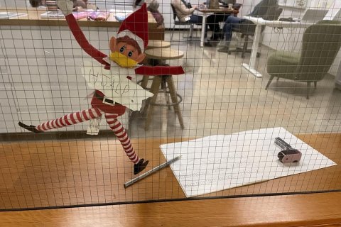 Valsárskóli 4. desember - jólaálfur 1. - 2. bekkur