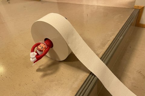 Valsárskóli 14. desember - jólaálfur 7. - 8. bekkur